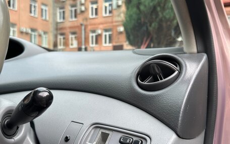 Toyota Vitz, 1999 год, 280 000 рублей, 14 фотография