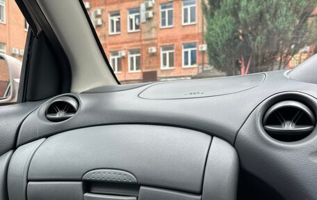 Toyota Vitz, 1999 год, 280 000 рублей, 26 фотография