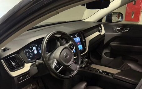 Volvo XC60 II, 2019 год, 3 999 000 рублей, 4 фотография