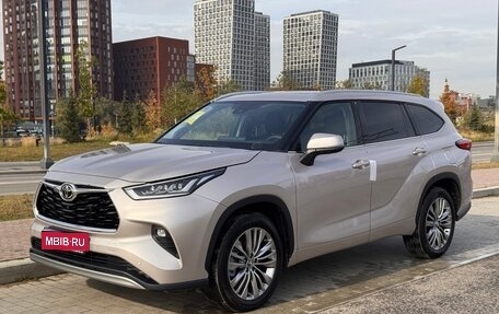 Toyota Highlander, 2025 год, 5 499 000 рублей, 1 фотография
