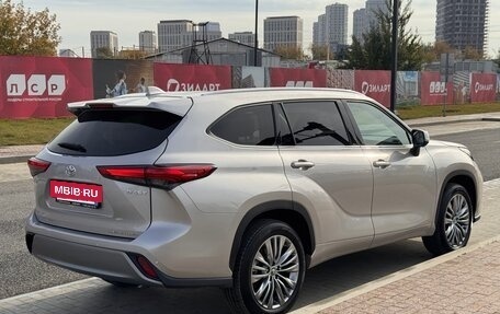 Toyota Highlander, 2025 год, 5 499 000 рублей, 5 фотография