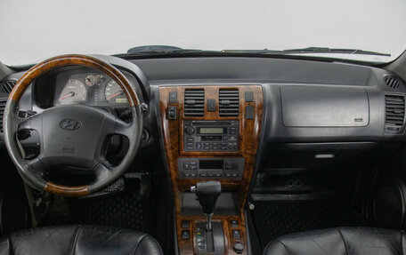 Hyundai Terracan I, 2004 год, 630 000 рублей, 13 фотография