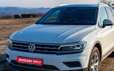 Volkswagen Tiguan II, 2019 год, 2 200 000 рублей, 1 фотография