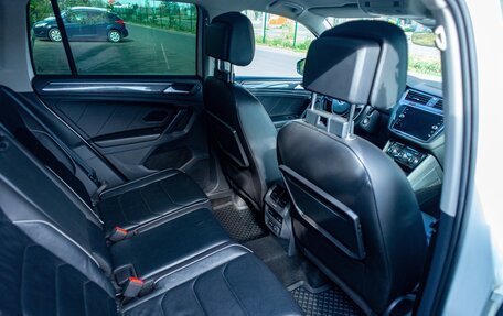 Volkswagen Tiguan II, 2019 год, 2 200 000 рублей, 15 фотография
