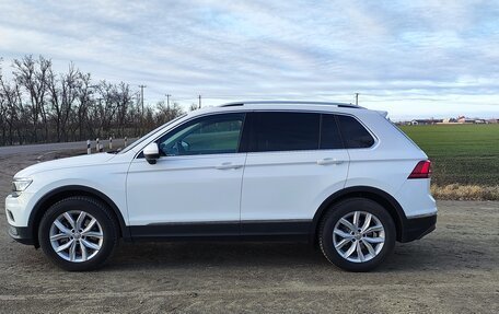 Volkswagen Tiguan II, 2019 год, 2 200 000 рублей, 10 фотография