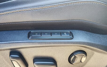 Volkswagen Tiguan II, 2019 год, 2 200 000 рублей, 21 фотография