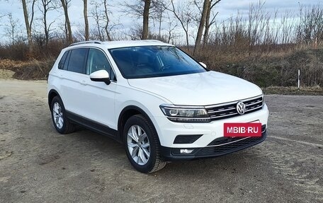 Volkswagen Tiguan II, 2019 год, 2 200 000 рублей, 11 фотография