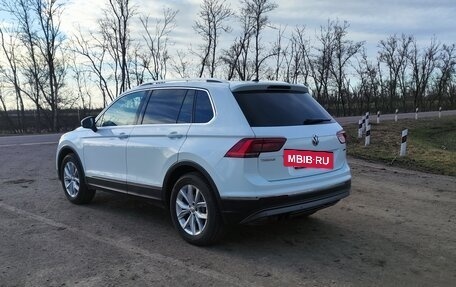 Volkswagen Tiguan II, 2019 год, 2 200 000 рублей, 9 фотография