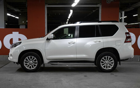 Toyota Land Cruiser Prado 150 рестайлинг 2, 2016 год, 3 198 000 рублей, 8 фотография