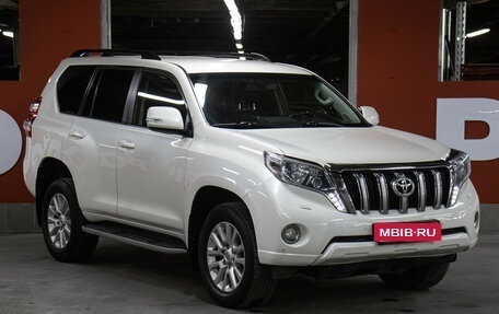 Toyota Land Cruiser Prado 150 рестайлинг 2, 2016 год, 3 198 000 рублей, 3 фотография