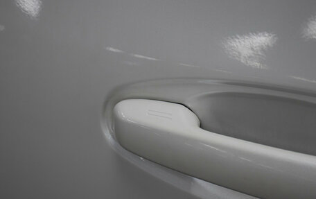 Toyota Land Cruiser Prado 150 рестайлинг 2, 2016 год, 3 198 000 рублей, 24 фотография