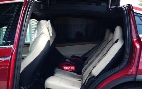 Tesla Model X I, 2019 год, 4 800 000 рублей, 10 фотография