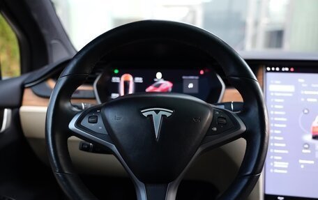 Tesla Model X I, 2019 год, 4 800 000 рублей, 19 фотография