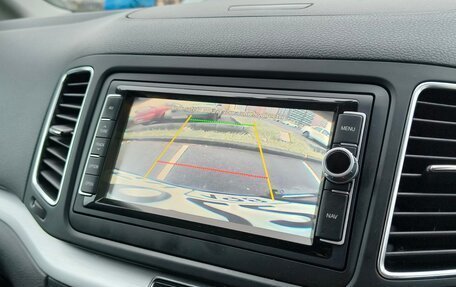 Volkswagen Sharan II, 2014 год, 1 550 000 рублей, 31 фотография