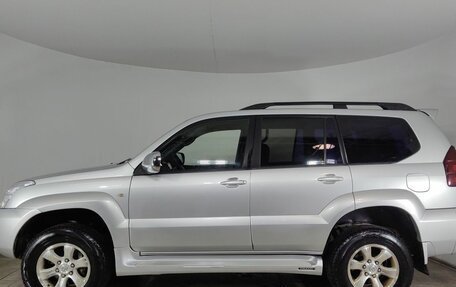 Toyota Land Cruiser Prado 120 рестайлинг, 2008 год, 1 990 000 рублей, 8 фотография