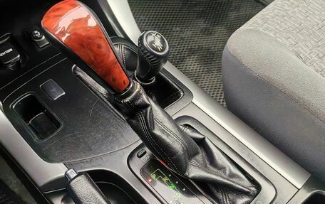 Toyota Land Cruiser Prado 120 рестайлинг, 2008 год, 1 990 000 рублей, 16 фотография