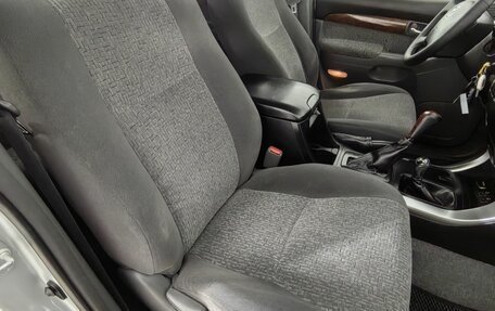 Toyota Land Cruiser Prado 120 рестайлинг, 2008 год, 1 990 000 рублей, 18 фотография