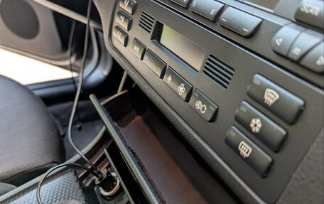 BMW 3 серия, 2002 год, 400 000 рублей, 16 фотография