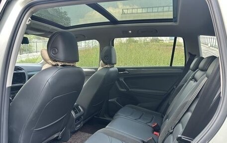 Volkswagen Tiguan II, 2021 год, 2 100 000 рублей, 8 фотография