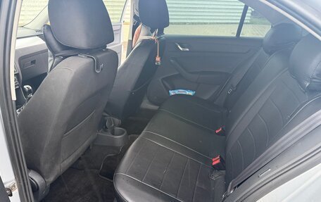 Skoda Rapid I, 2013 год, 1 120 000 рублей, 10 фотография