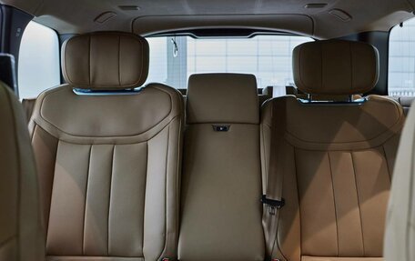 Land Rover Range Rover IV рестайлинг, 2025 год, 28 000 000 рублей, 16 фотография