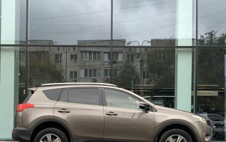 Toyota RAV4, 2015 год, 1 620 000 рублей, 4 фотография