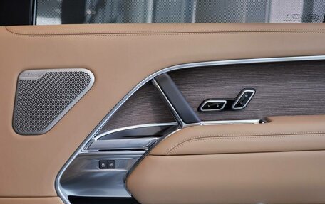 Land Rover Range Rover IV рестайлинг, 2025 год, 28 000 000 рублей, 27 фотография