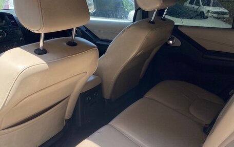 Nissan Pathfinder, 2010 год, 1 360 000 рублей, 14 фотография