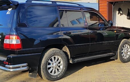 Toyota Land Cruiser 100 рестайлинг 2, 2005 год, 2 450 000 рублей, 9 фотография