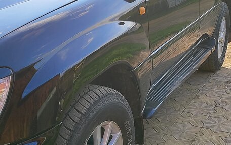 Toyota Land Cruiser 100 рестайлинг 2, 2005 год, 2 450 000 рублей, 13 фотография