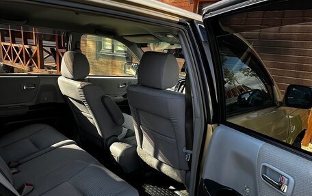 Toyota Kluger I, 2003 год, 1 120 000 рублей, 10 фотография