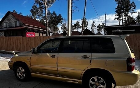 Toyota Kluger I, 2003 год, 1 120 000 рублей, 6 фотография