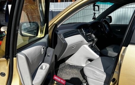 Toyota Kluger I, 2003 год, 1 120 000 рублей, 12 фотография