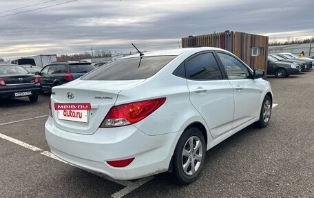 Hyundai Solaris II рестайлинг, 2011 год, 640 000 рублей, 2 фотография