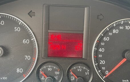 Volkswagen Jetta VI, 2006 год, 699 000 рублей, 7 фотография