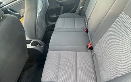 Volkswagen Jetta VI, 2006 год, 699 000 рублей, 13 фотография