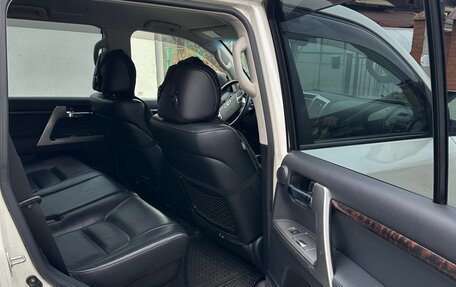 Toyota Land Cruiser 200, 2013 год, 5 300 000 рублей, 9 фотография