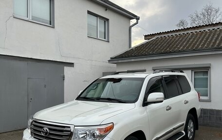 Toyota Land Cruiser 200, 2013 год, 5 300 000 рублей, 2 фотография