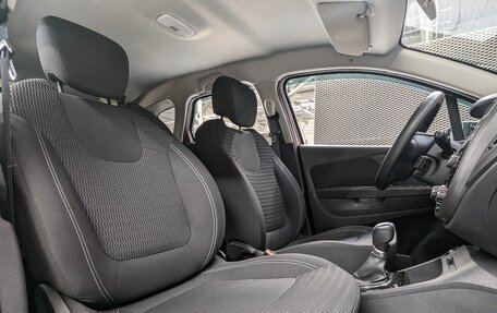 Renault Kaptur I рестайлинг, 2017 год, 1 400 000 рублей, 28 фотография