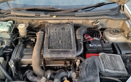 Mitsubishi Airtrek, 2004 год, 600 000 рублей, 10 фотография