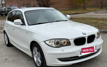 BMW 1 серия, 2011 год, 820 000 рублей, 2 фотография