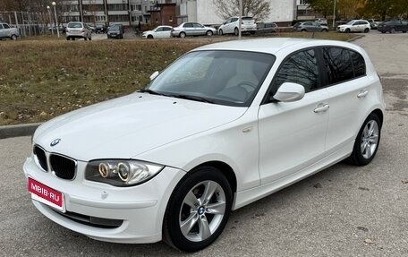 BMW 1 серия, 2011 год, 820 000 рублей, 4 фотография