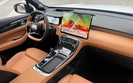 Geely Atlas, 2025 год, 2 745 000 рублей, 25 фотография