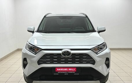 Toyota RAV4, 2020 год, 3 456 000 рублей, 2 фотография