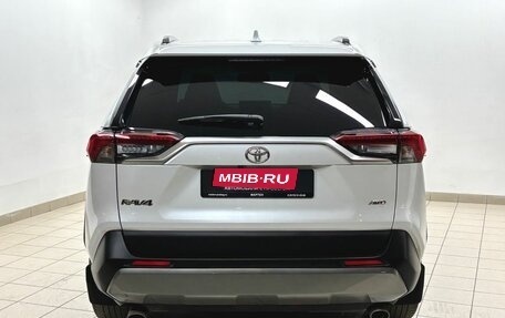 Toyota RAV4, 2020 год, 3 456 000 рублей, 5 фотография