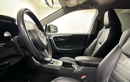 Toyota RAV4, 2020 год, 3 456 000 рублей, 11 фотография