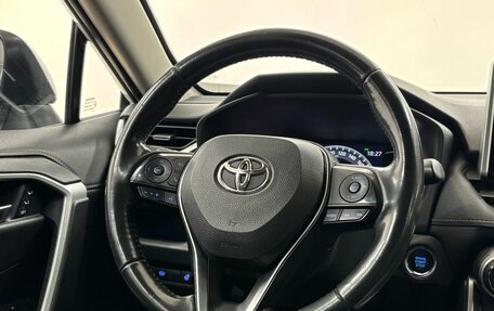 Toyota RAV4, 2020 год, 3 456 000 рублей, 18 фотография