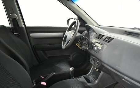 Suzuki Swift III, 2006 год, 409 000 рублей, 11 фотография
