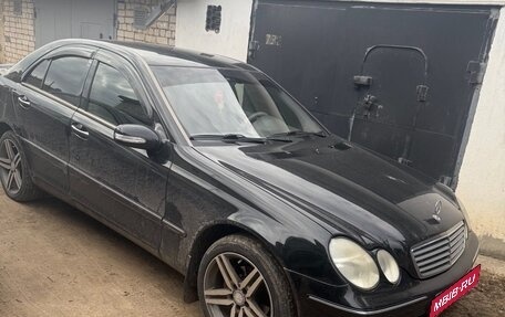 Mercedes-Benz C-Класс, 2001 год, 570 000 рублей, 1 фотография