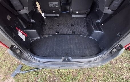 Toyota Noah III, 2010 год, 1 500 000 рублей, 18 фотография